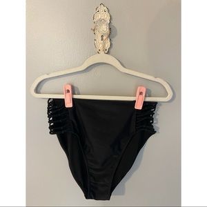 ✨NWOT✨ High Waisted Side Cutout Bikini Bottoms